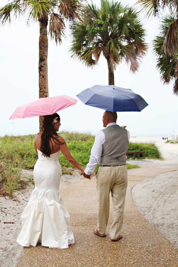 Green and Pink Clearwater Sand Key Park Wedding (9) Green and Pink Clearwater Sand Key Park Wedding (9)