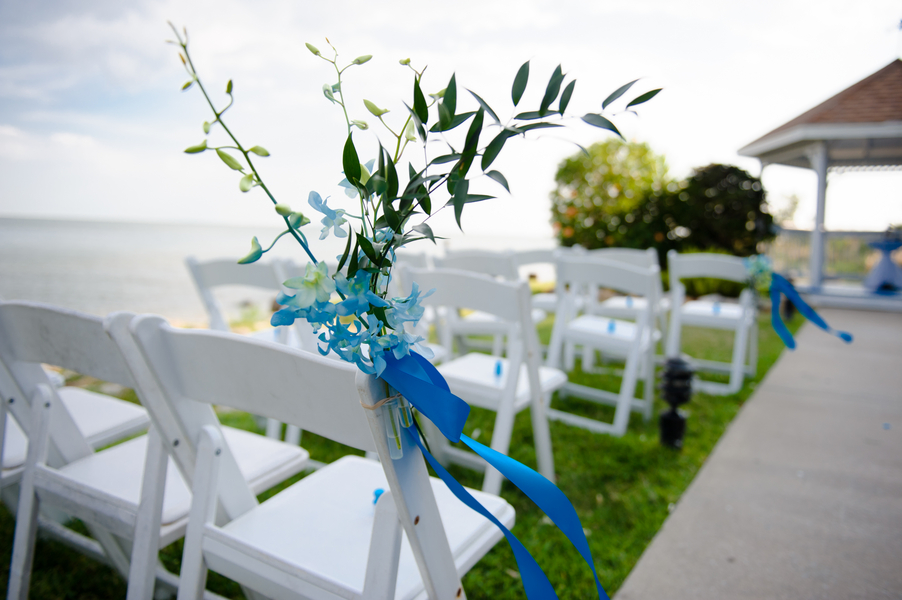 Blue Beach-Themed Rusty Pelican Wedding (12) Blue Beach-Themed Rusty Pelican Wedding (12)