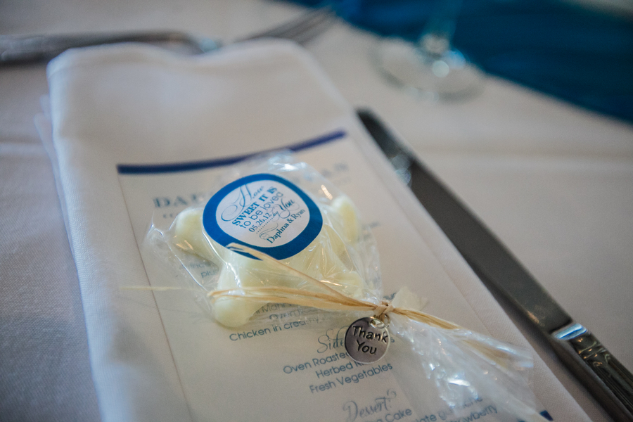 Blue Beach-Themed Rusty Pelican Wedding (17) Blue Beach-Themed Rusty Pelican Wedding (17)